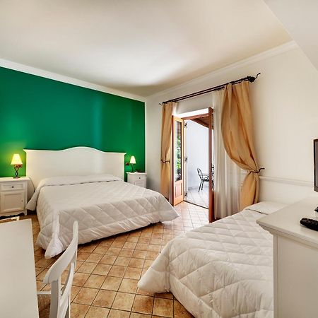 ליפארי Hotel Villa Enrica - Aeolian Charme מראה חיצוני תמונה