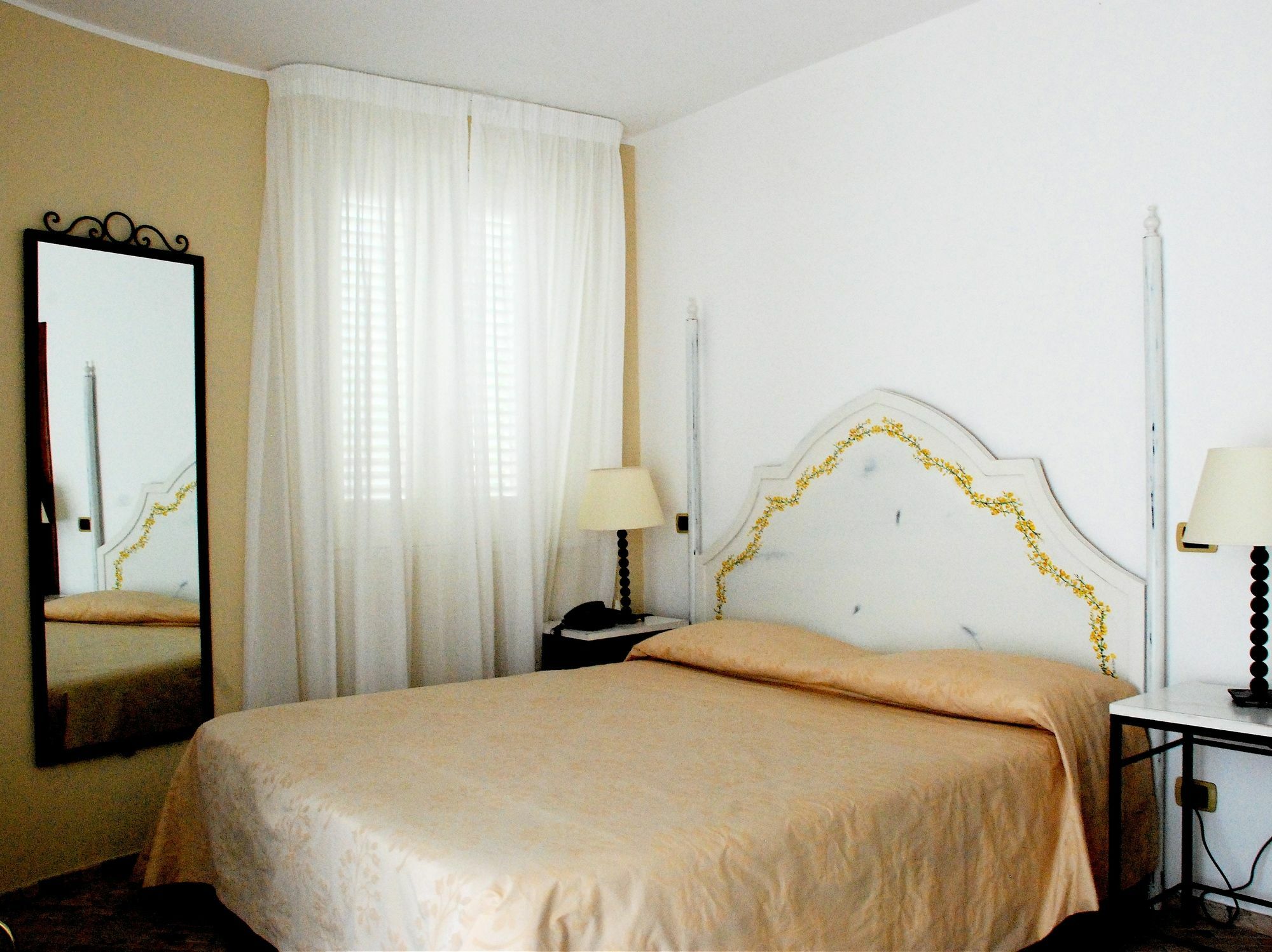 ליפארי Hotel Villa Enrica - Aeolian Charme מראה חיצוני תמונה